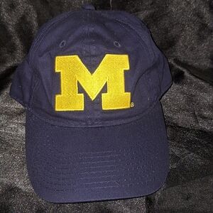 Like New University of Michigan Baseball Cap~Hat~NCAA~Wolverines~Signature